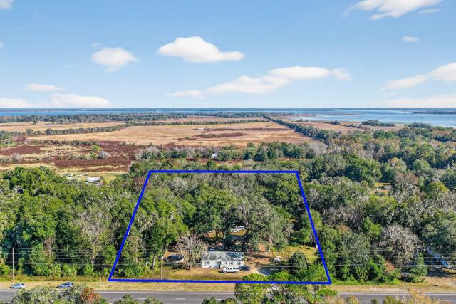 Micanopy Parcel