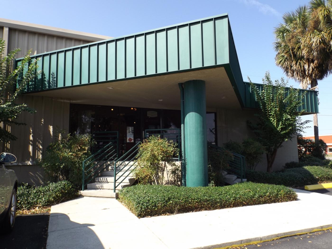 14,950 SF Retail Warehouse SW 17th Ocala