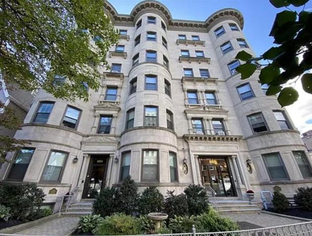 Core+ Trophy Multifamily in Cambridge, MA