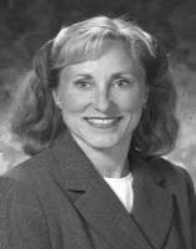 Joyce MacKnight