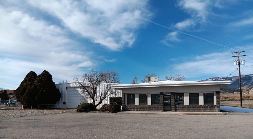 Railroad Avenue Office/Shop/Warehouse