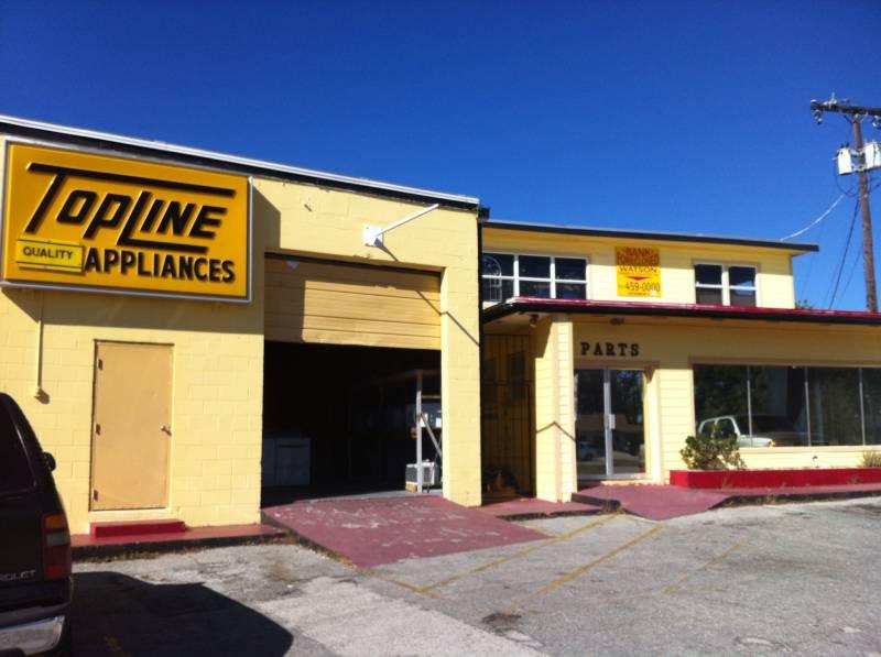Retail Building with US 1 Frontage