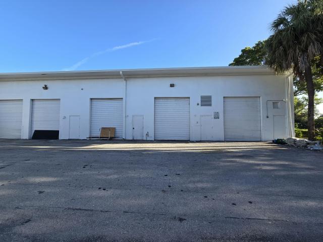 Full warehouse 100% A/C Unit 11923