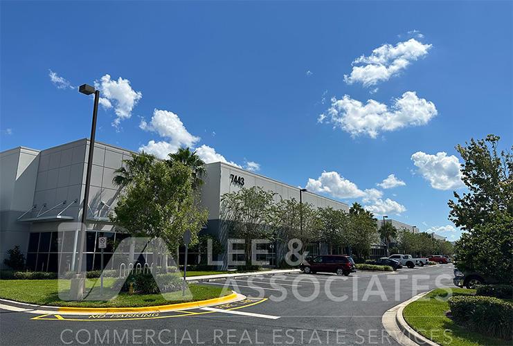 LeeVista Business Center - Bldg D