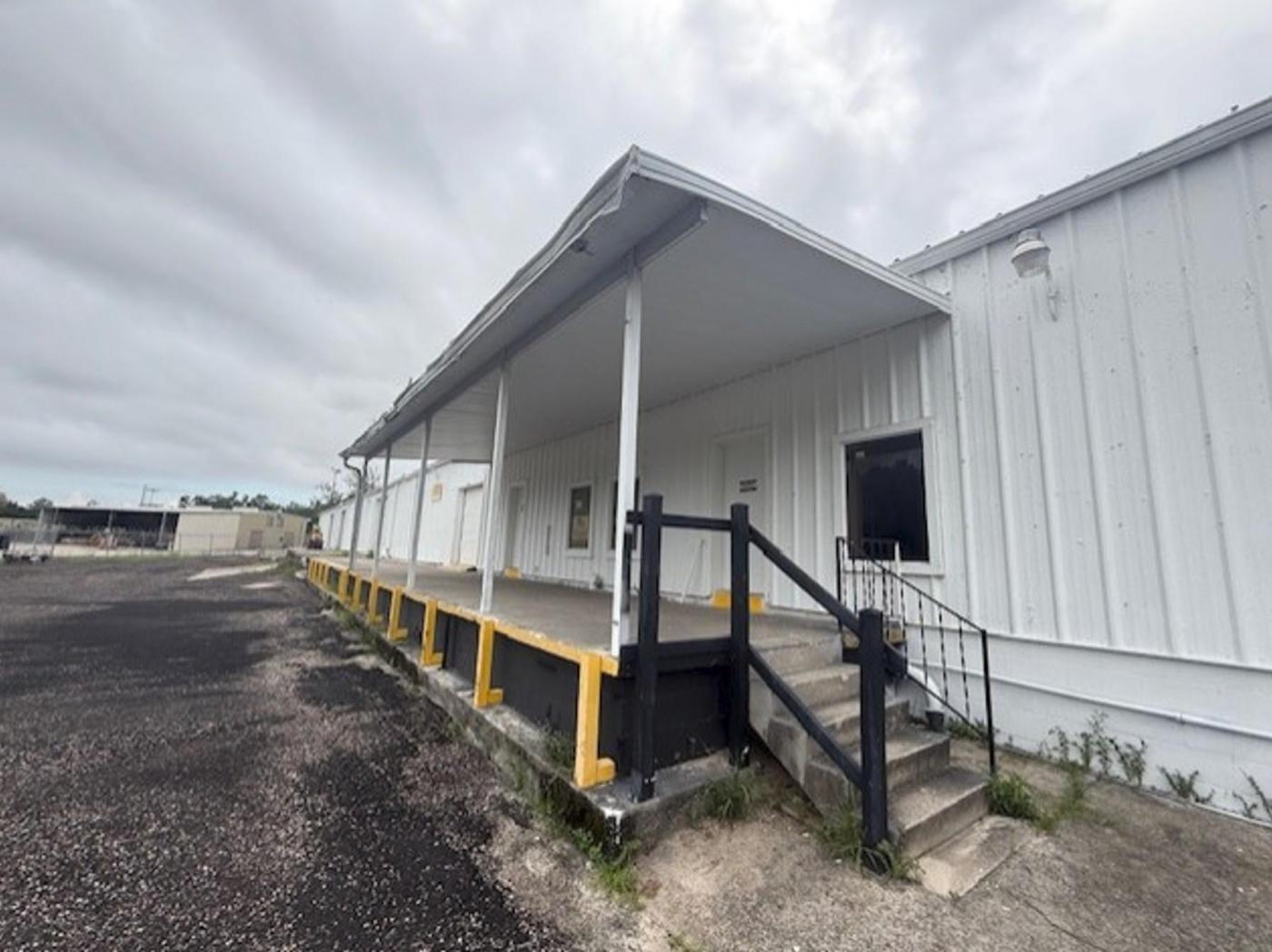 32,500 SF of Industrial Space