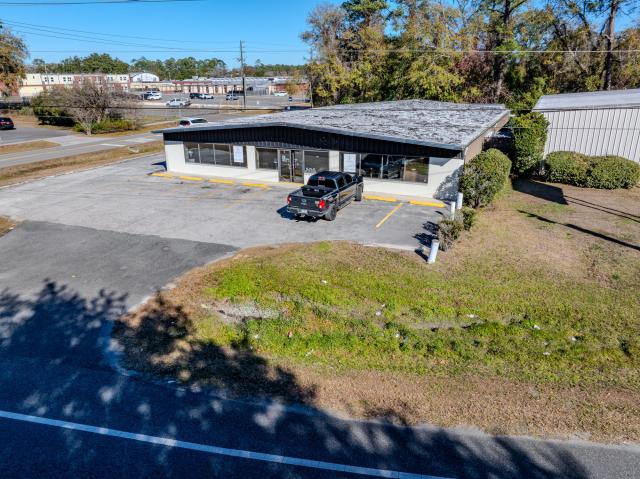 Baker County Showroom & Warehouse