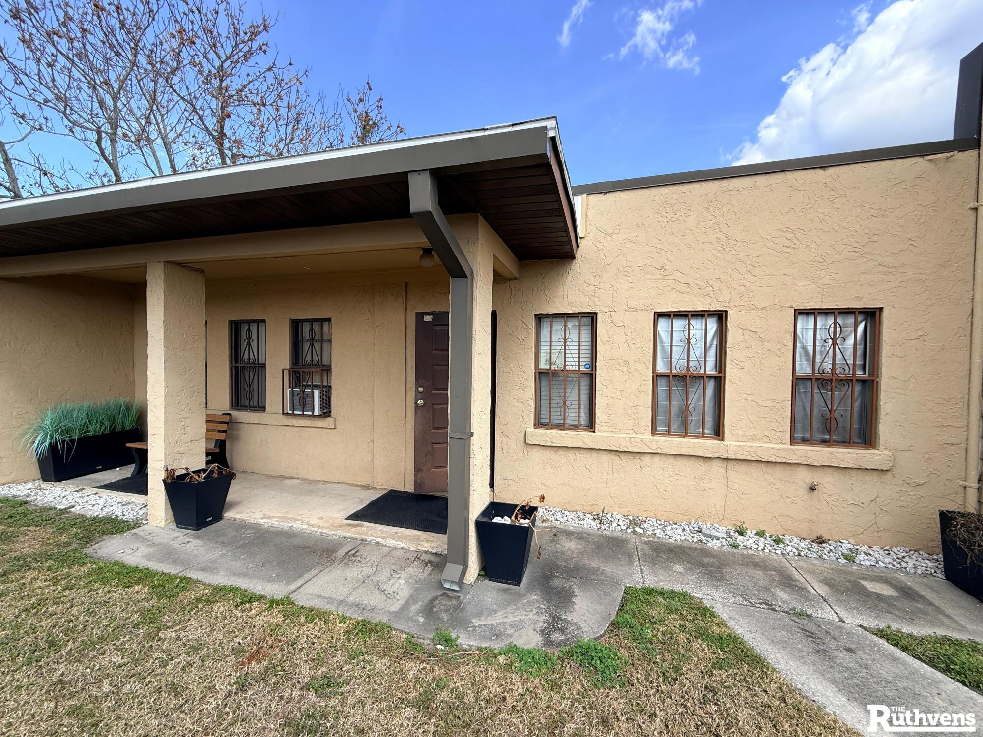 Office in Eagle Lake