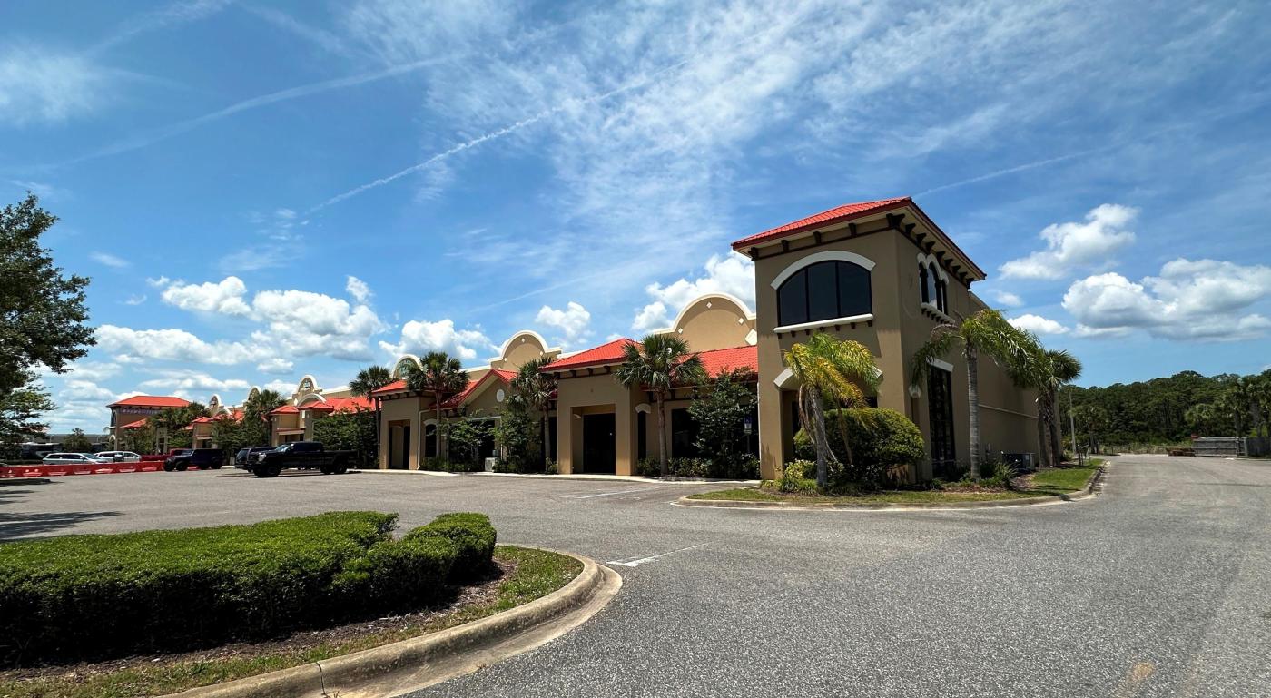 10,080 SF Flex Space For Lease