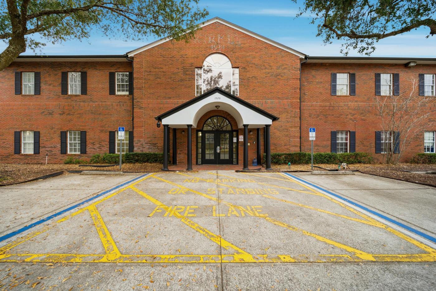 Cambridge Square Condo