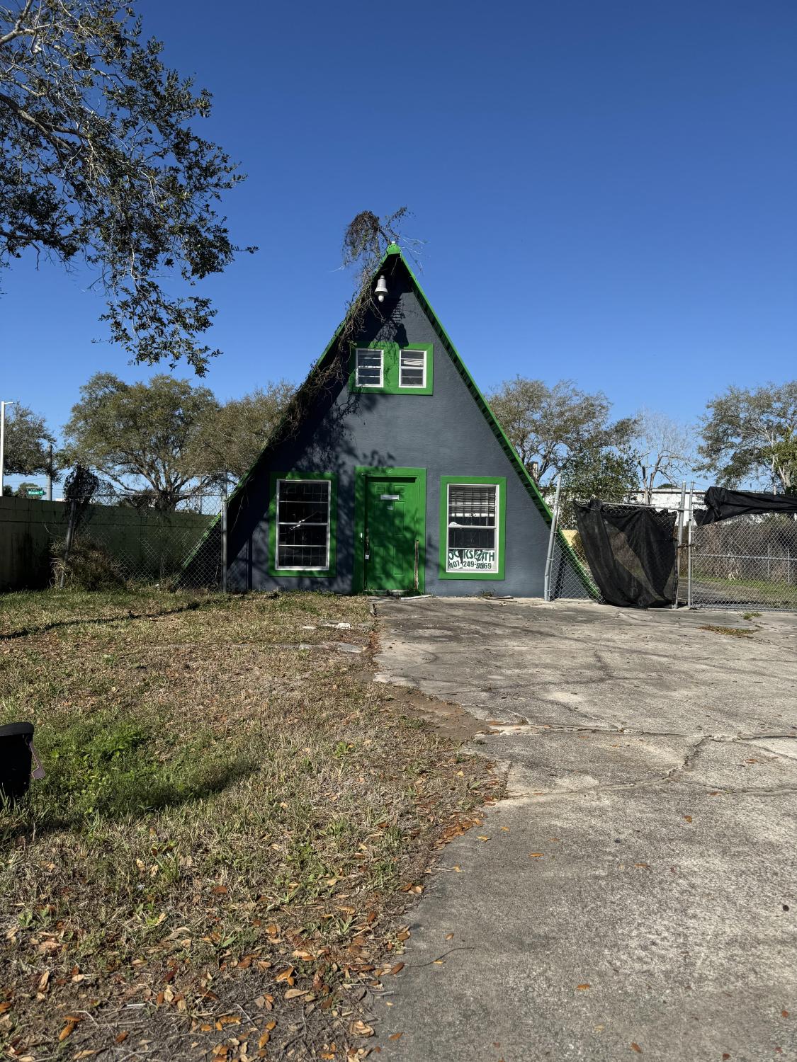 Redevelopment Opportunity in Busy SE Orlando
