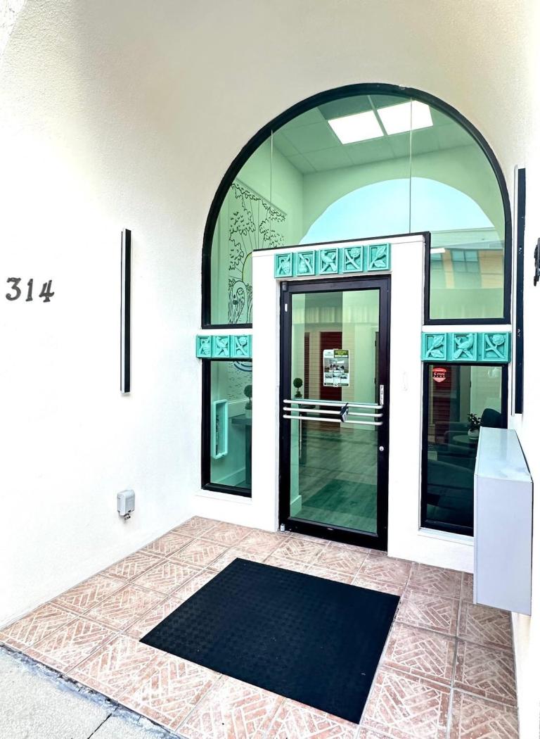 Downtown Lakeland Office - 10 Parking Spaces