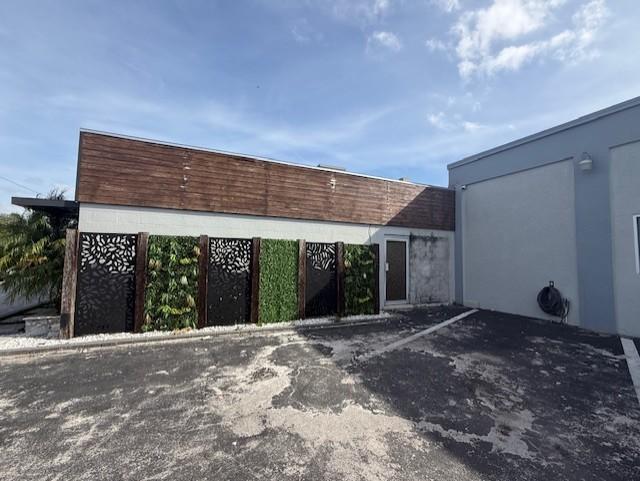 HUGE-REDUCED $620,000 Warehouse-Showroom-Yard
