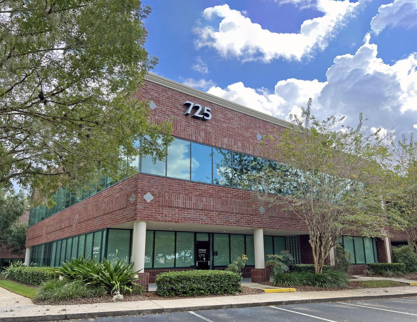 Primera Court I & II for Lease