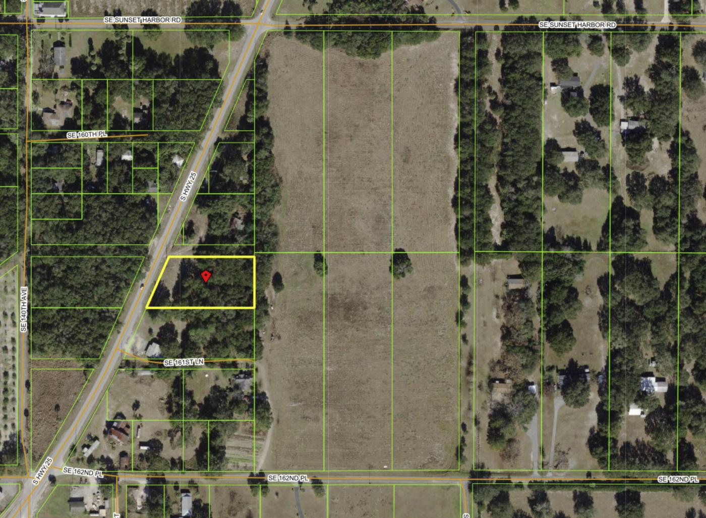 1 Ac B4 zoned Commercial lot on Hwy 25 Marion