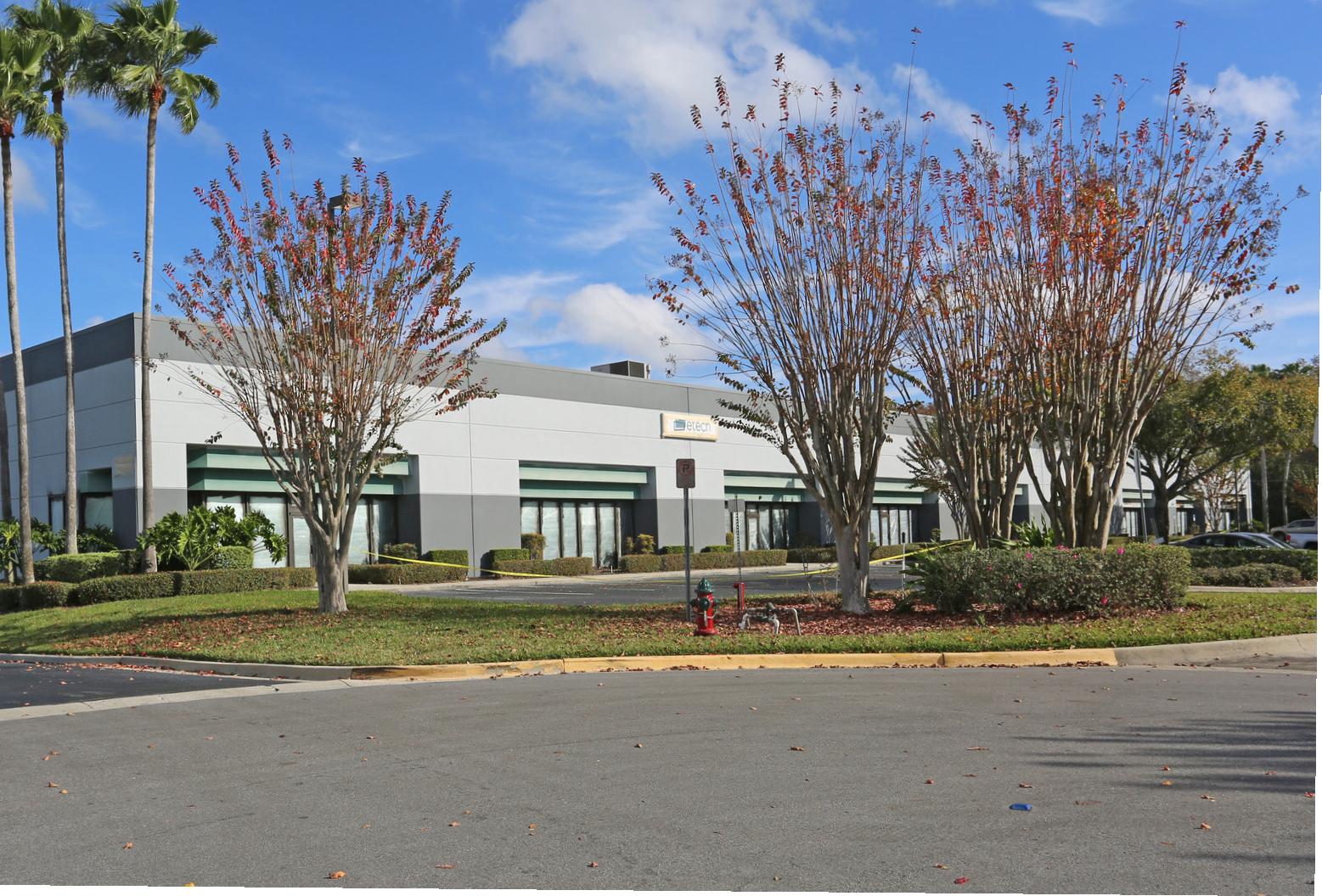 Airport Commerce Center