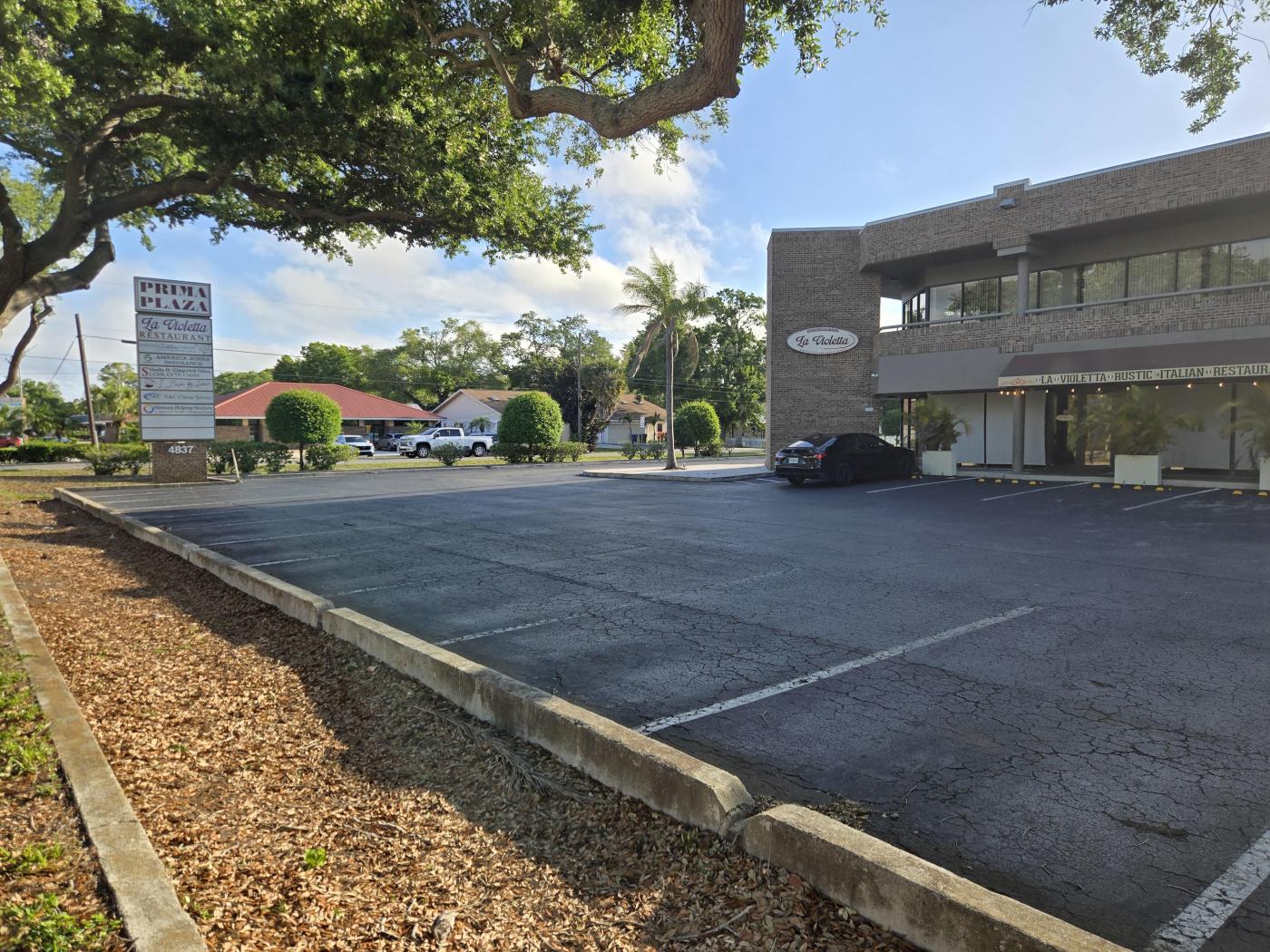 Prima Plaza