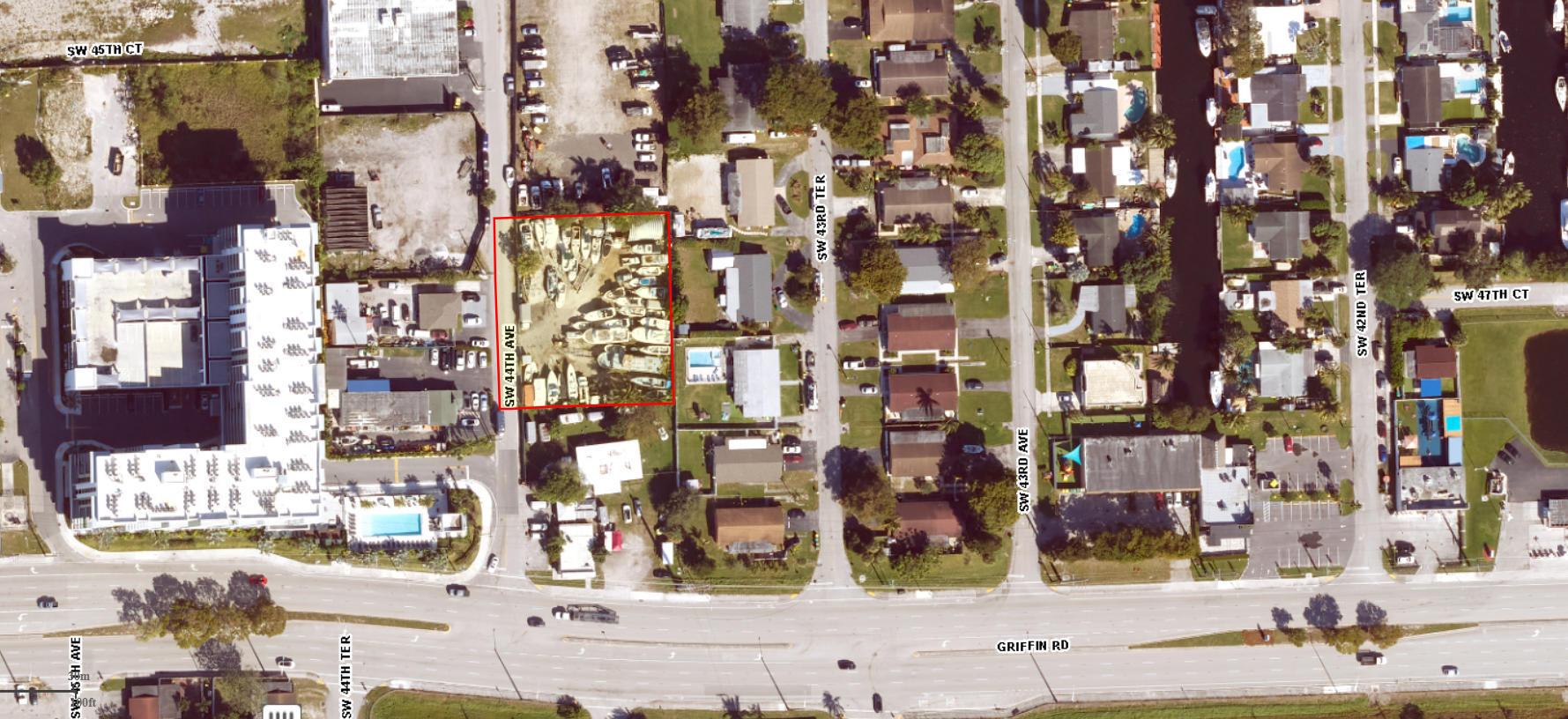 ±30,000 SF Fenced Lot