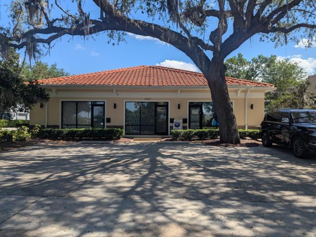 Office FOR LEASE / 900 SF/Near UCF