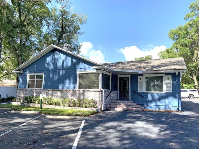 1,900 SF Building with Excess Land