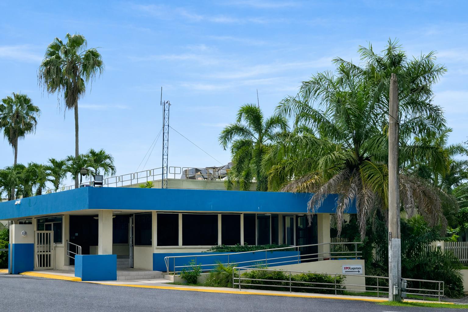 14,369 Sf Warehouse Manufacture Space