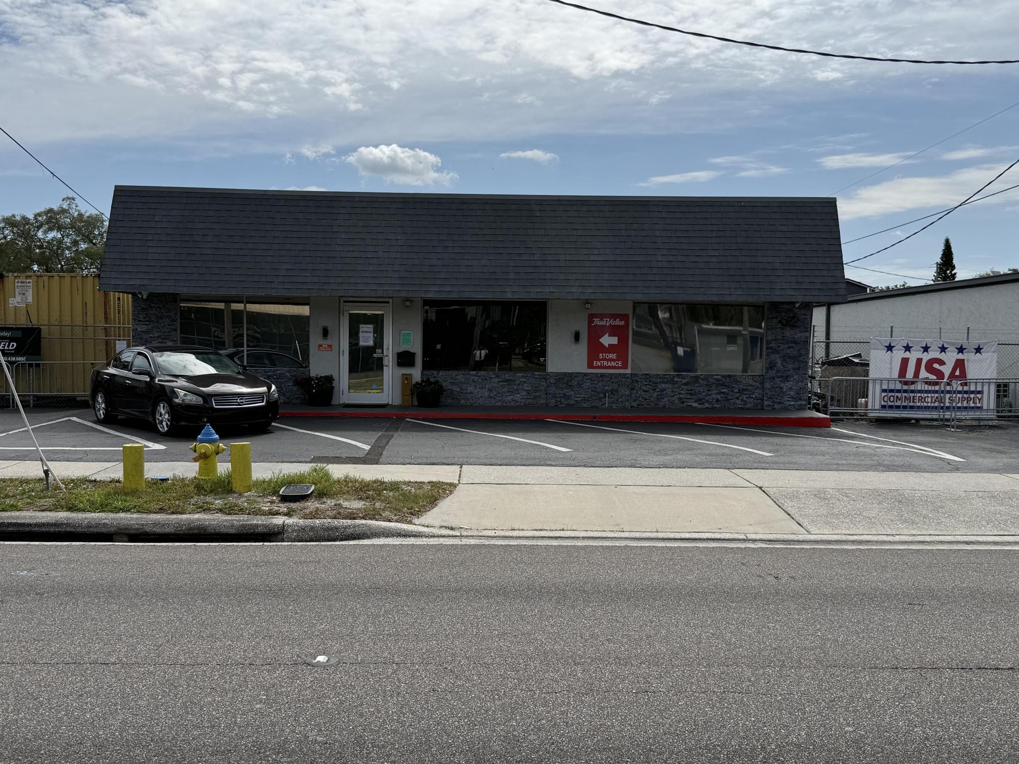 Northeast Tampa Retail