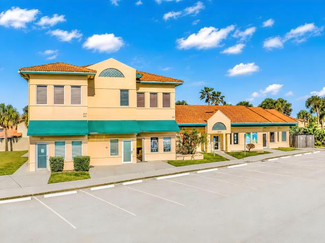 BEACHWOOD PLAZA | 4-6 units | RETAIL/OFFICE