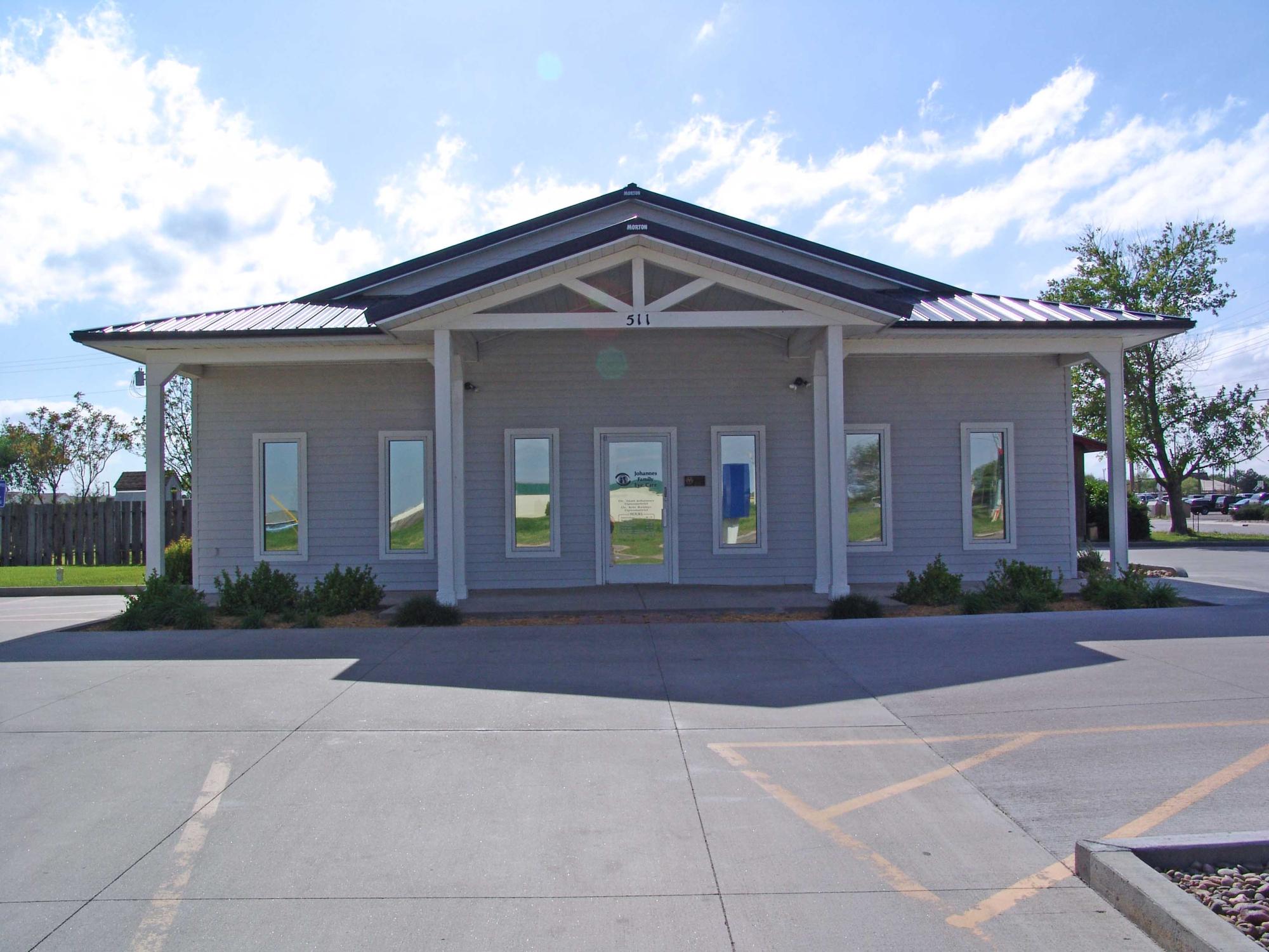 511 N Campus Drive