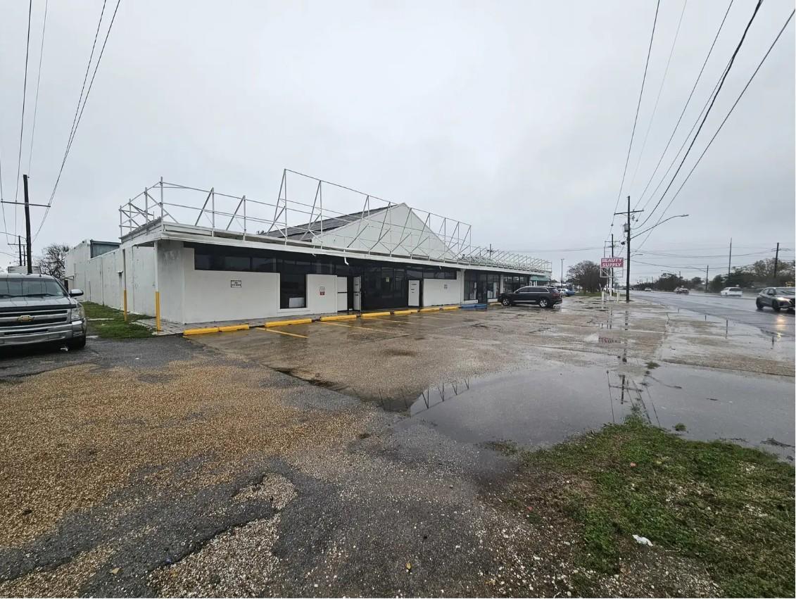 Redevelopment Opportunity on Airline Drive