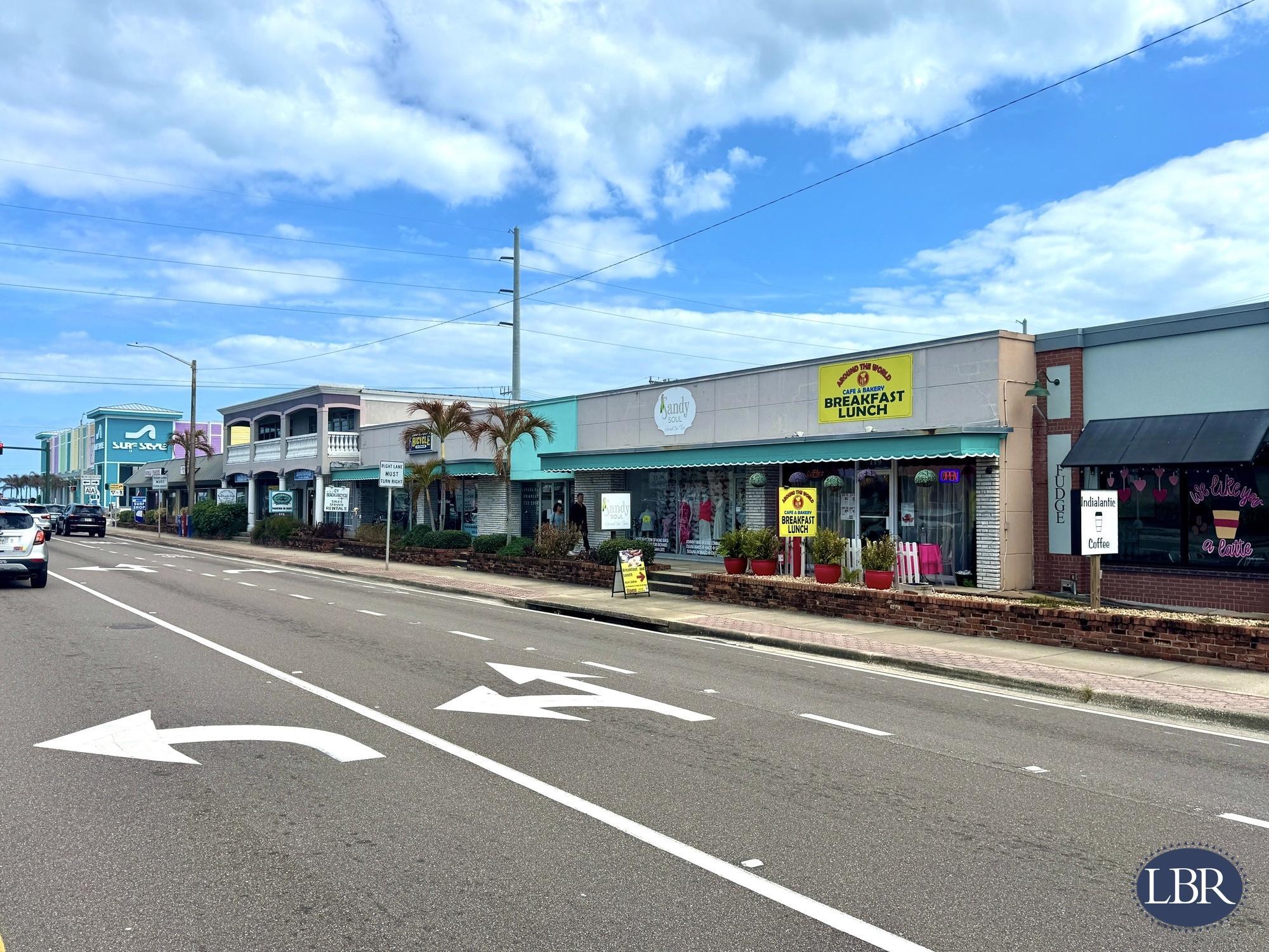 Fifth Ave Retail - Indialantic