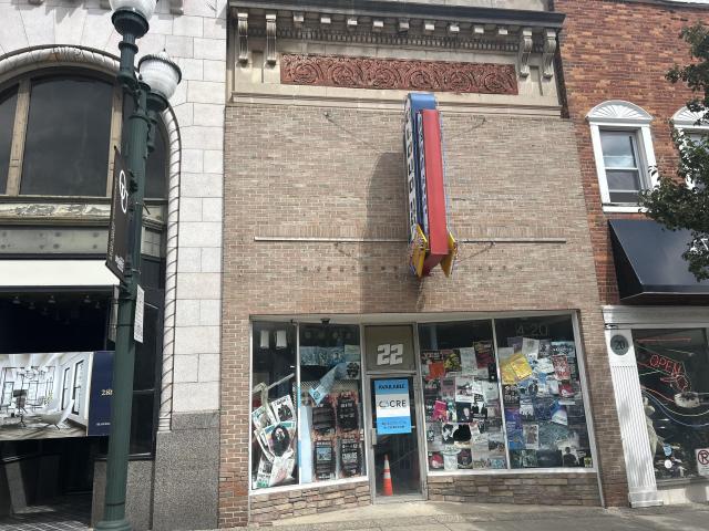 Downtown Pontiac - Single-Tenant Mixed-Use BD