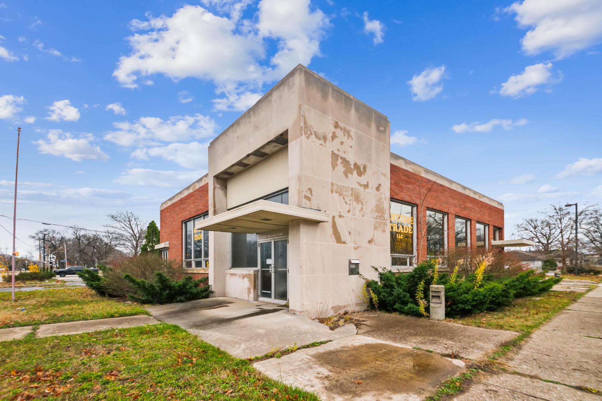 Muskegon - Freestanding Retail - Former Bank