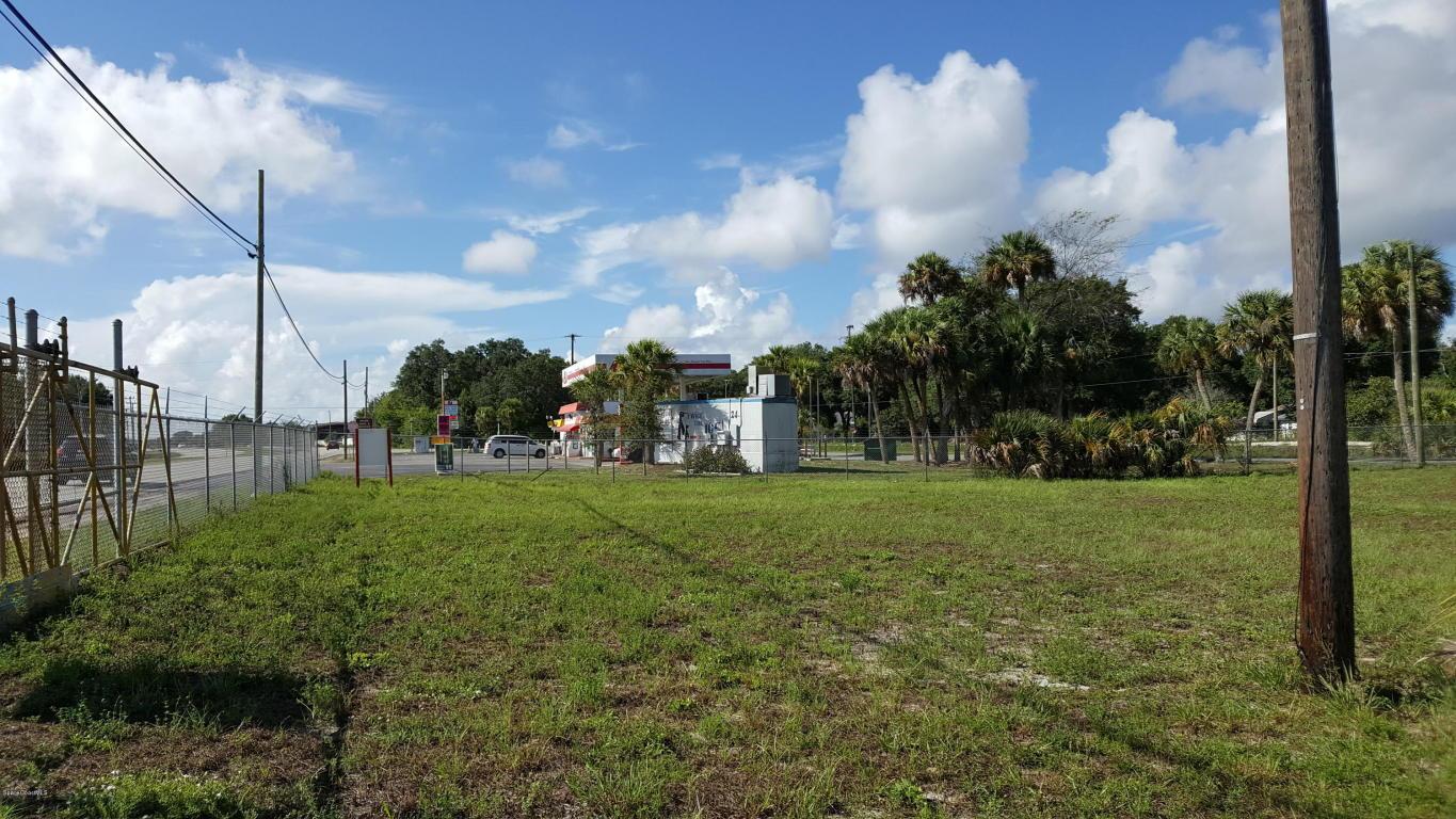 Commercial Building on 1.96 Acres