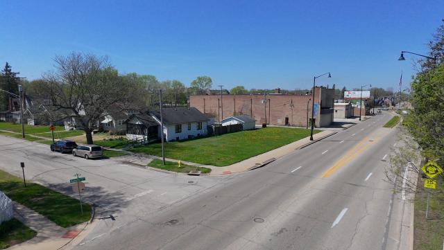 Auburn and Main Roundabout