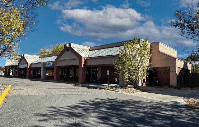 Shady Oak Retail