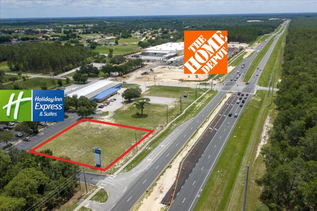 ±1.05 Acres | 250 FT Frontage on Gulf to Lake