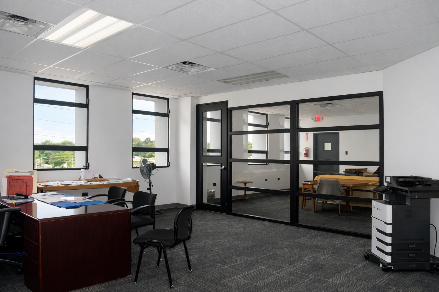 Bayamón Office Center - 2,776 SF Office Suite