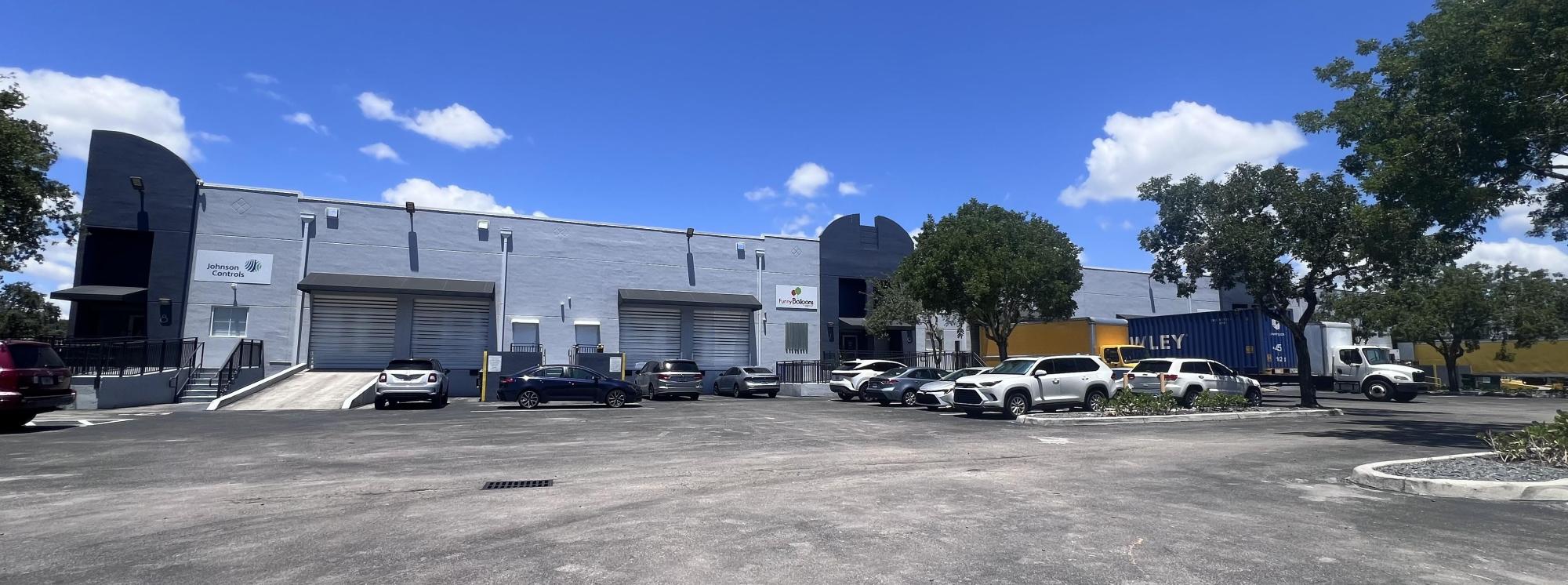 ±4,600 SF | Dock-High Warehouse | Hialeah