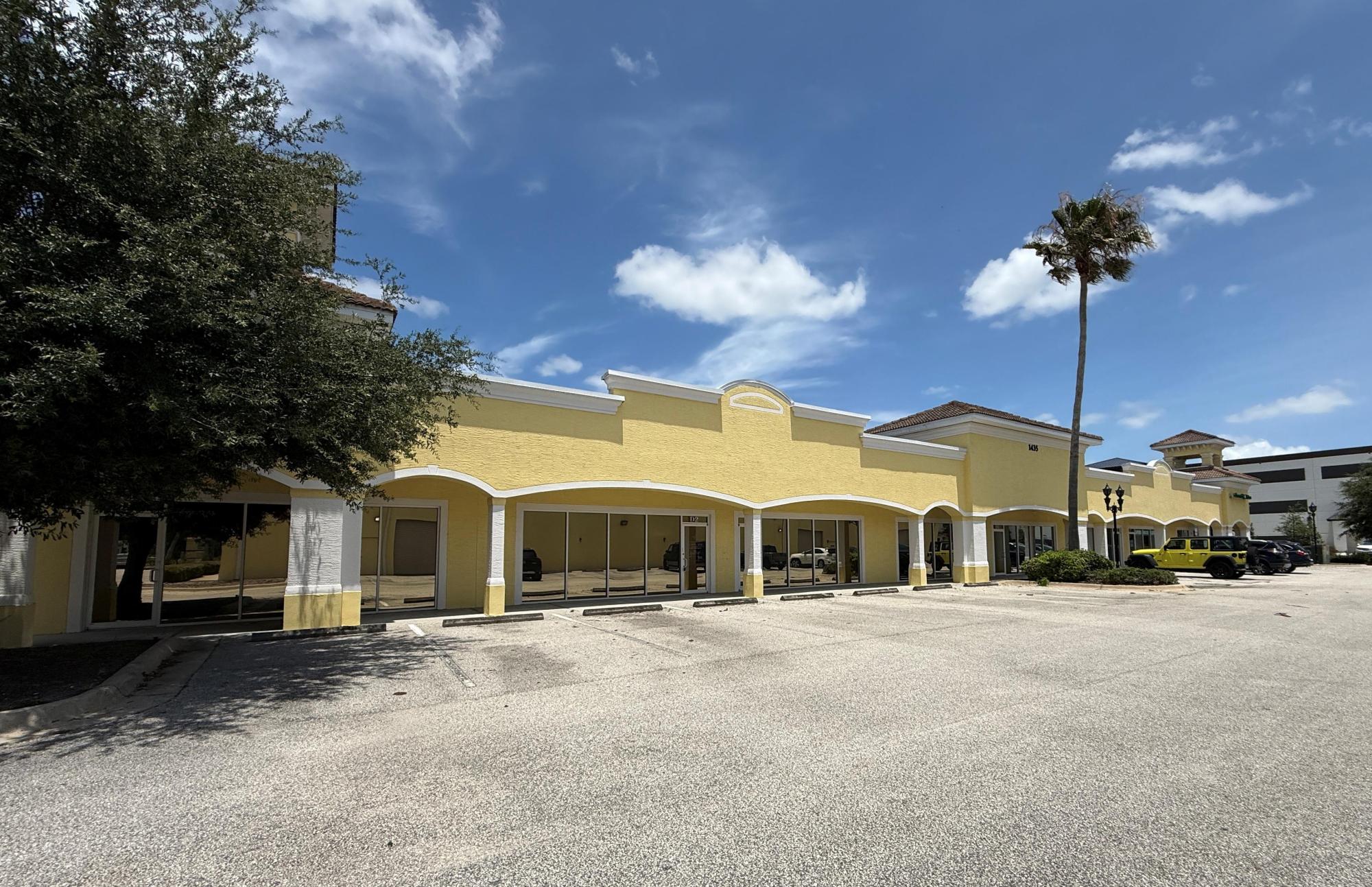 5,500 SF Commercial Condo For Lease