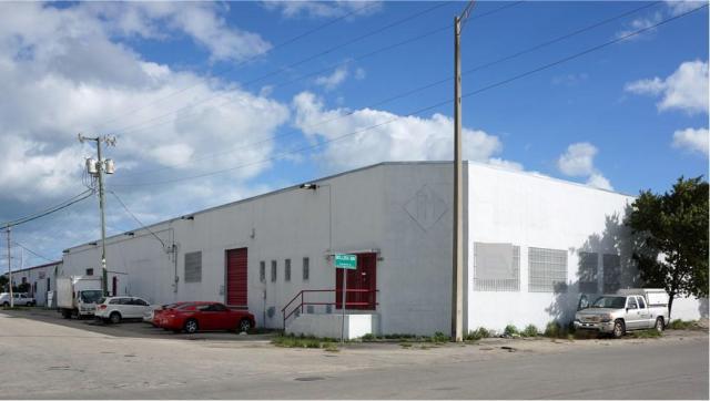 Universal Building