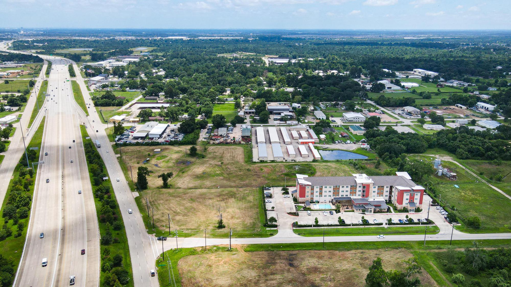 6 Acres | General Retail