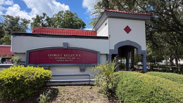 Apopka Turnkey Office on E Main St.
