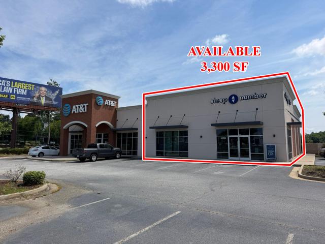 3,300 SF Endcap Available on Riverside Drive
