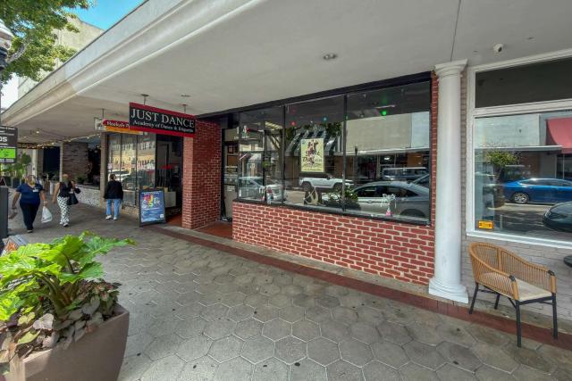 Stabilized Downtown Lakeland Investment
