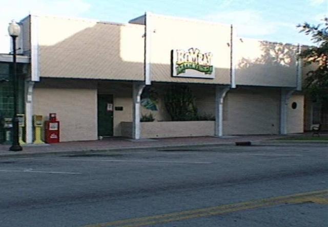 5,682 SF Restaurant/Bar/Retail