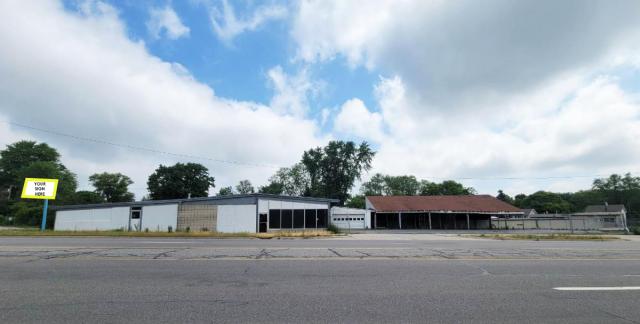 Pontiac - Light Industrial/Automotive WH.
