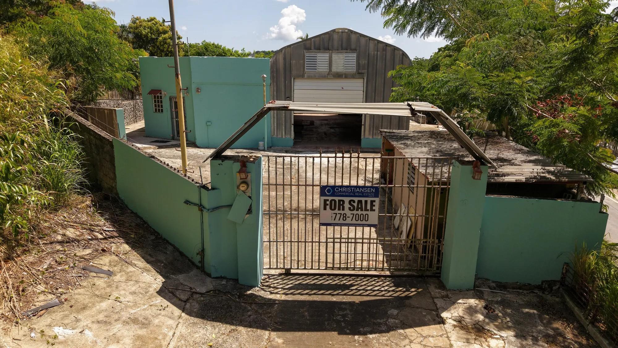 Commercial-Residential Property @ La Muda