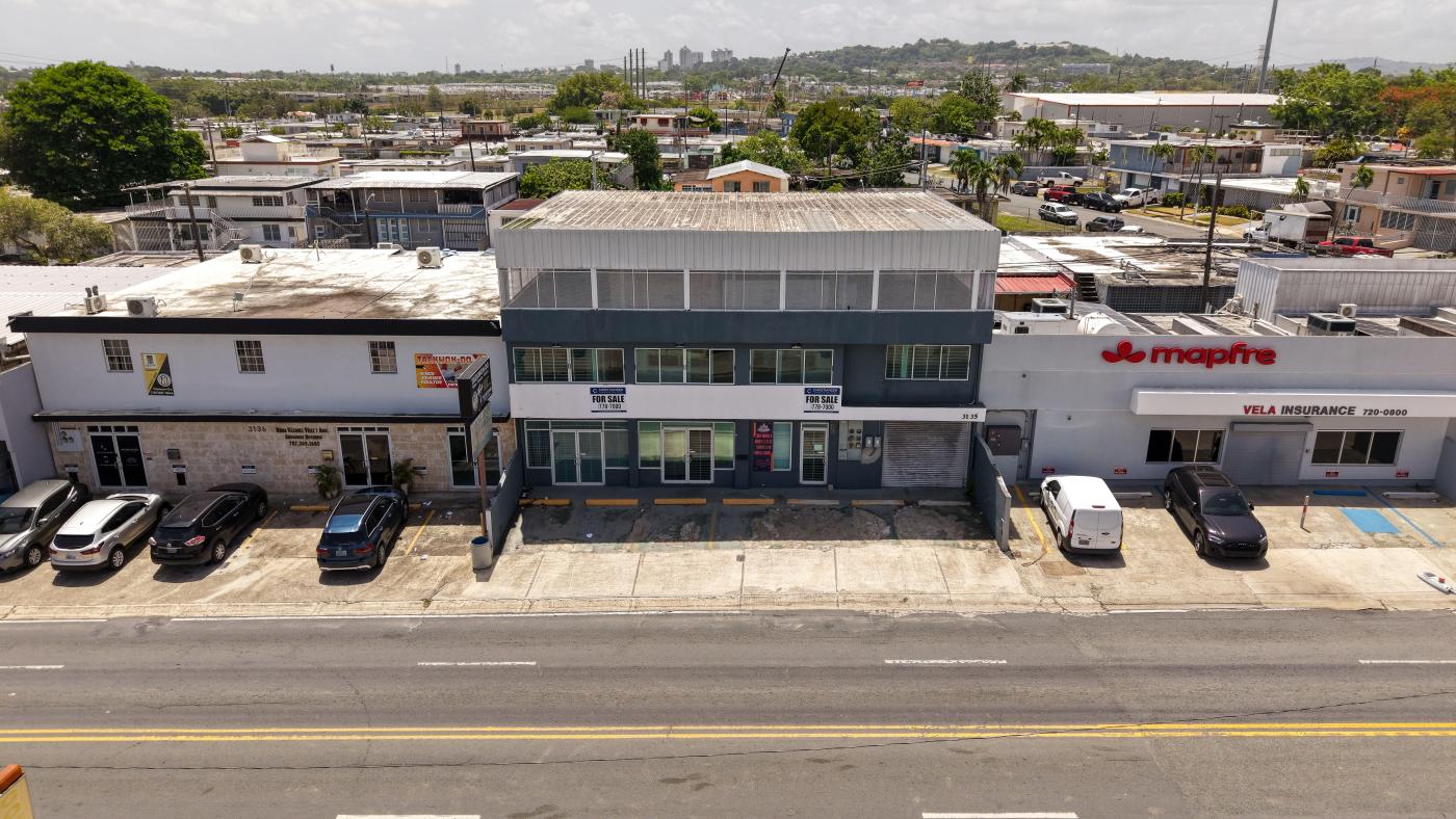 7,600 SF Commercial Building @ Bayamón