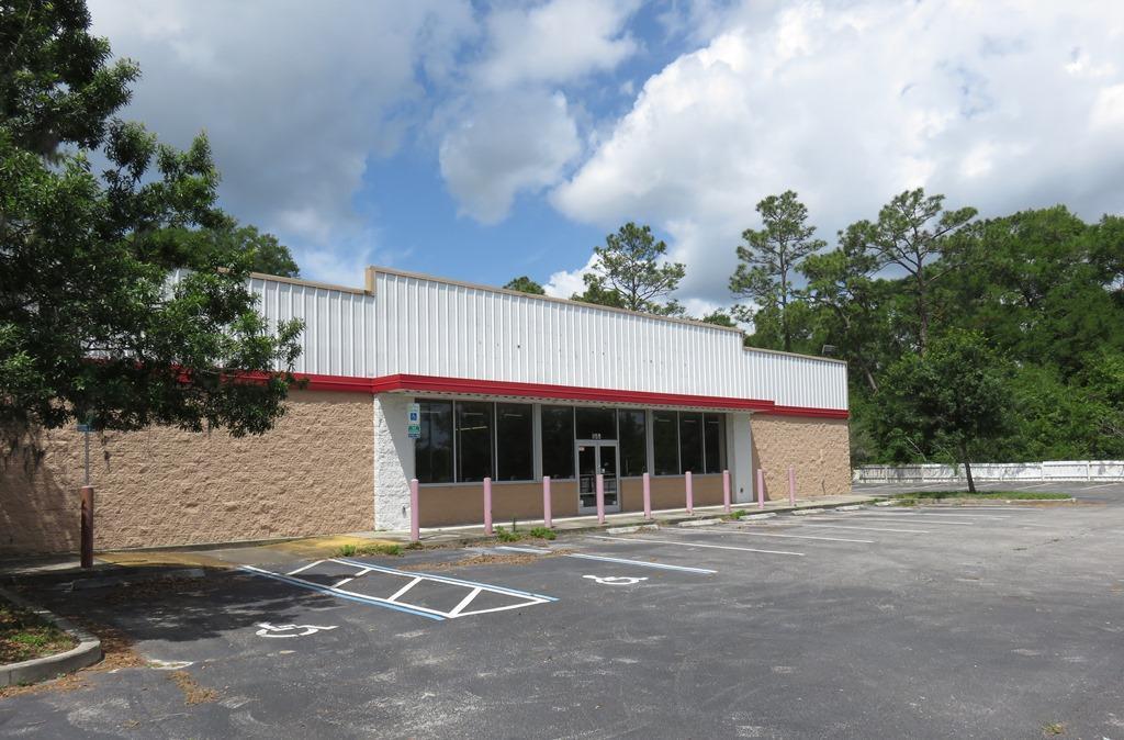 Freestanding Retail Building on 1.88+/- Acres
