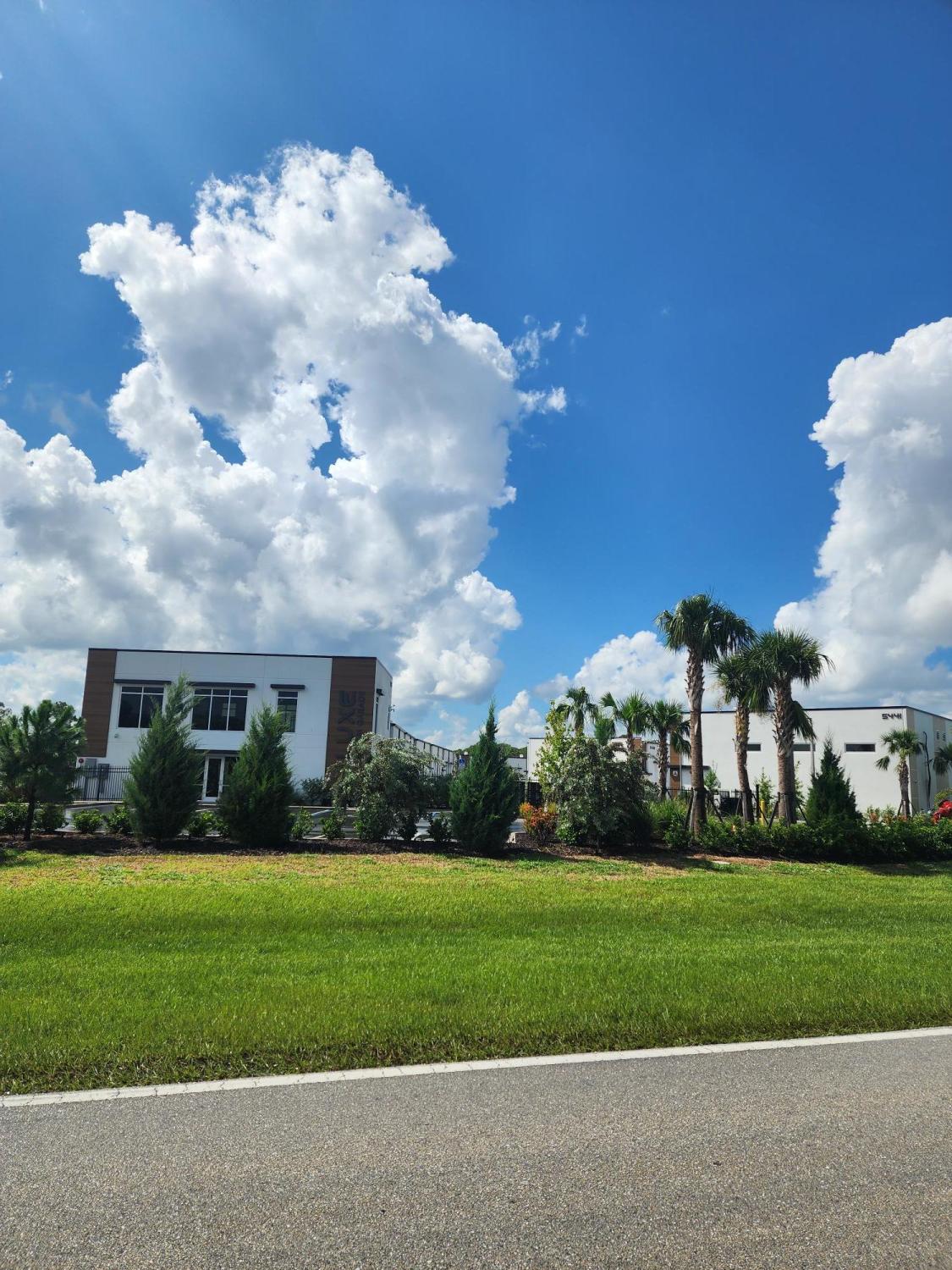 Lakewood Ranch Car Condo Auto Enclave LUXE