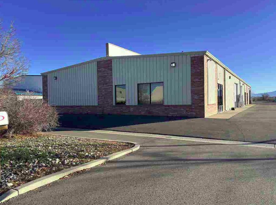 Prime Flex Space Near i-70